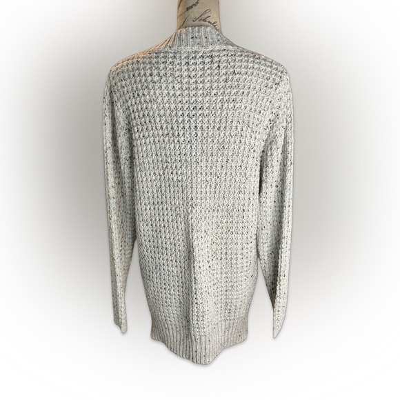 Papillon Sweater - Picture 5 of 6